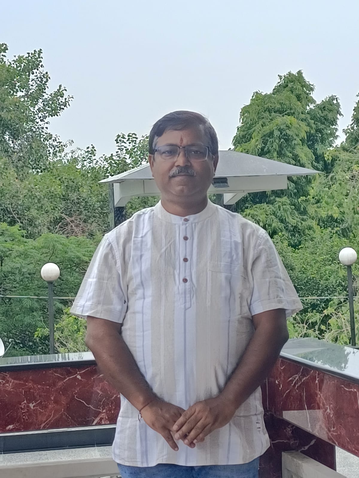 Portrait of SK Vidyarthi, founder and owner of Vidyarthi Classes, South Delhi